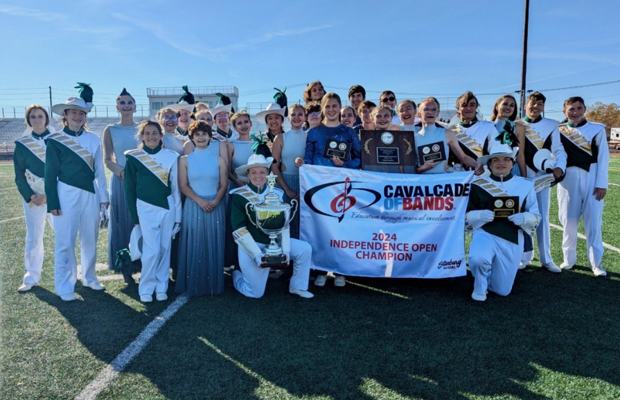 DHS marching band group photo