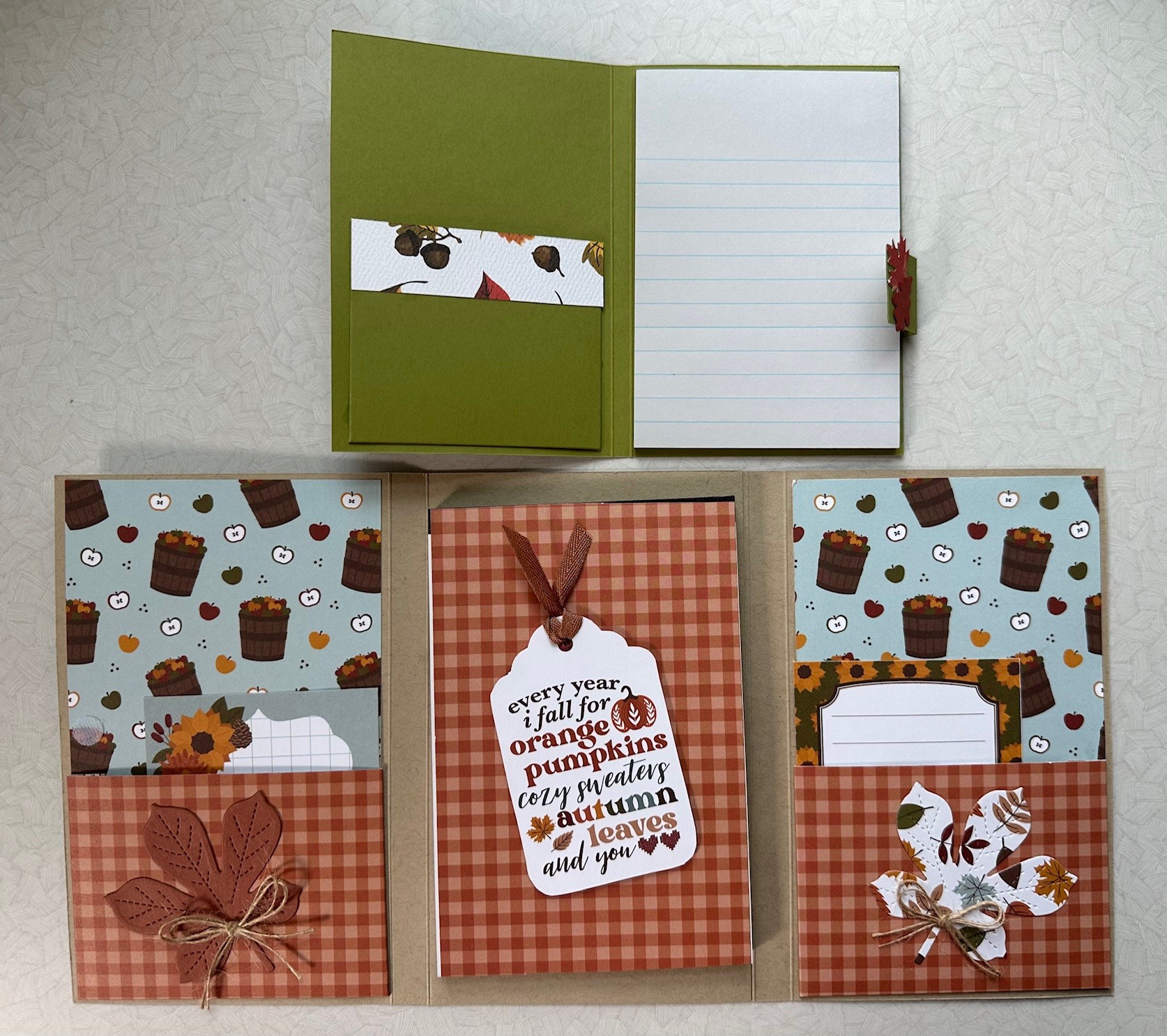 Fall theme note pads inside