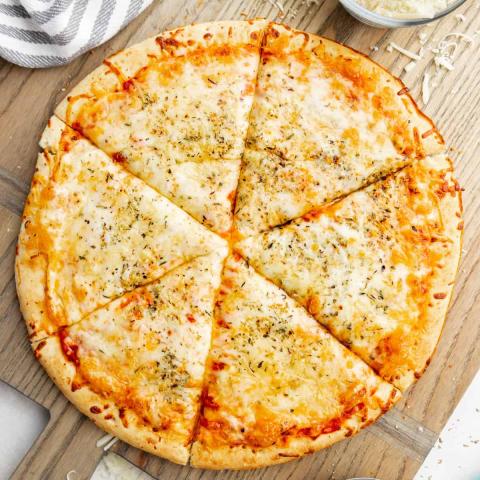 Photo of cheese pizza