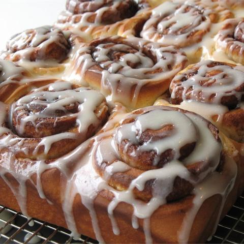 Pan of cinnamon rolls. 