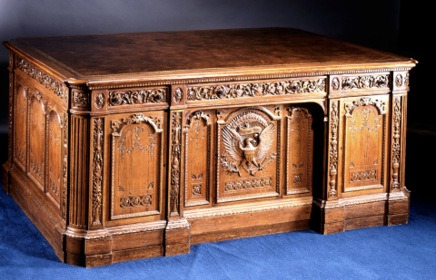 resolute desk pending new image