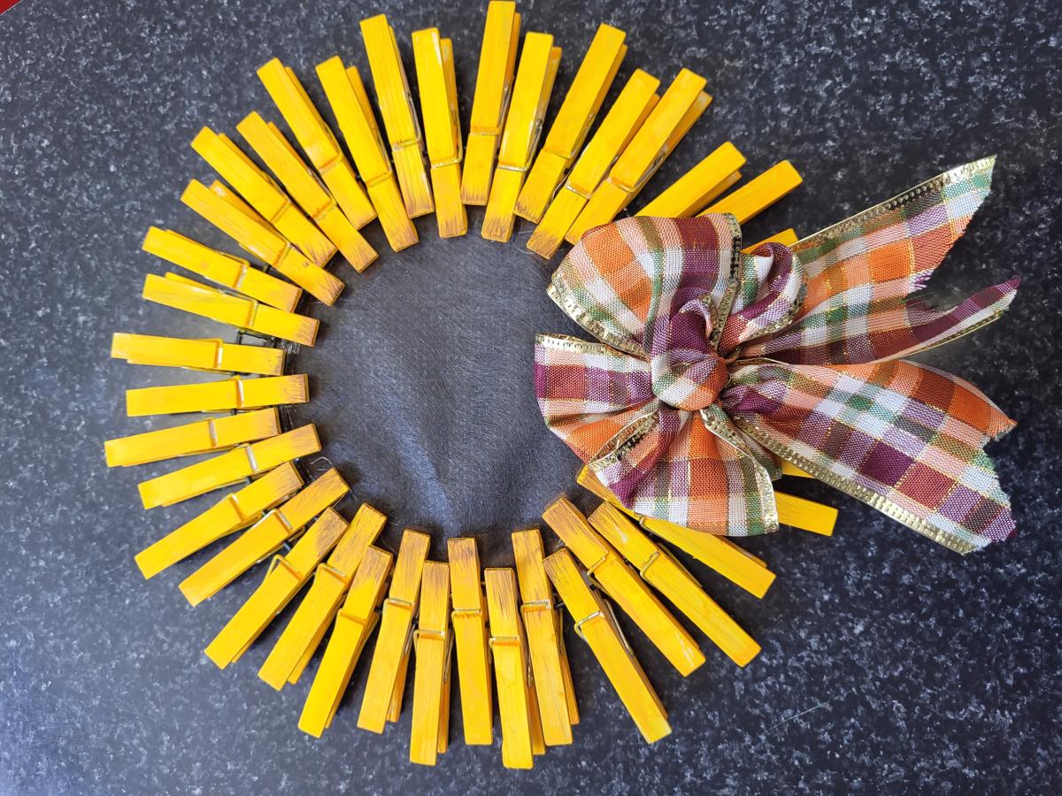 Sunflower Wreath craft