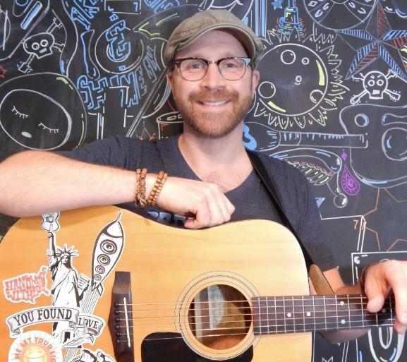 Mark & his guitar.