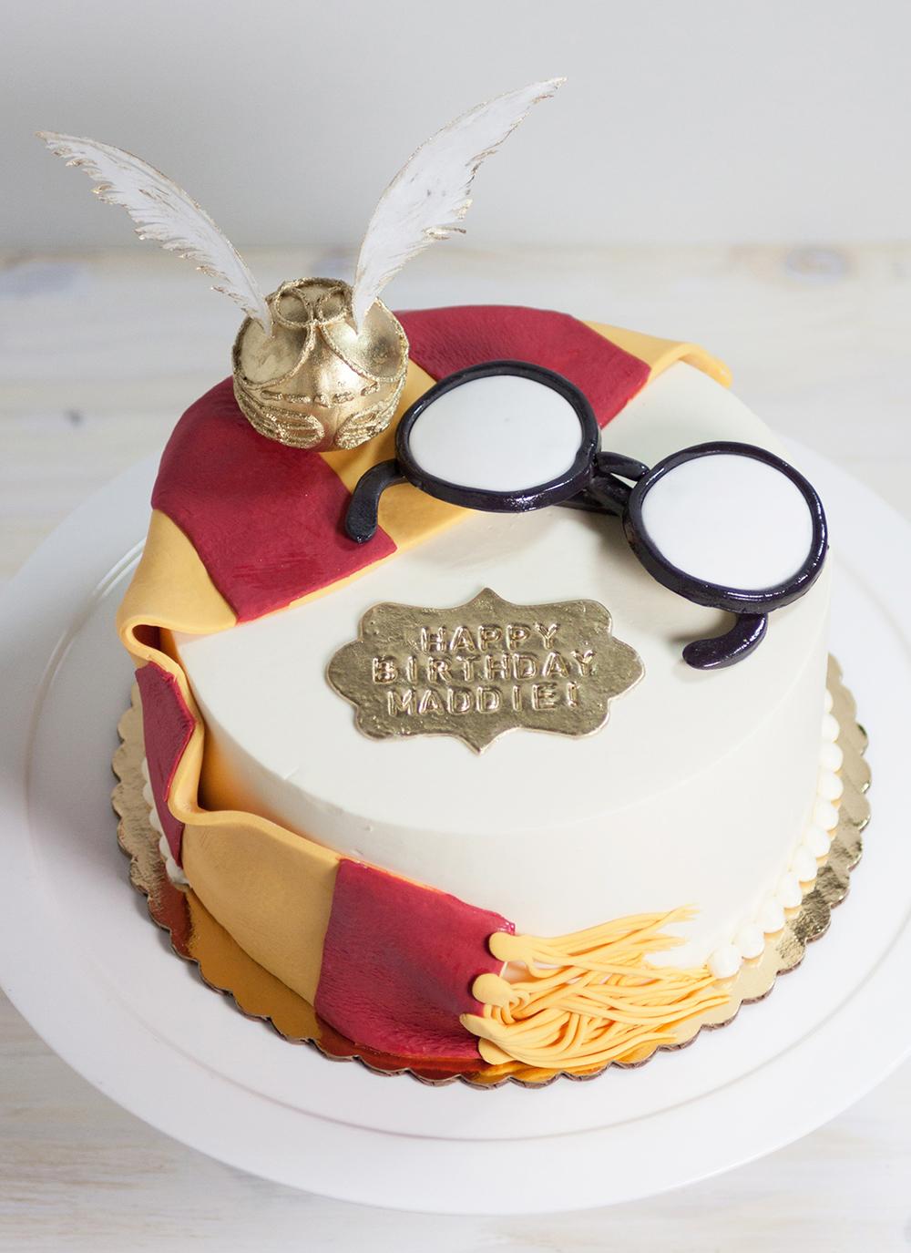 Harry Potter birthday cake.